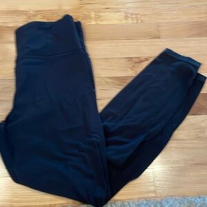 Athleta Ultra High Rise Elation Tight back leggings Size medium
